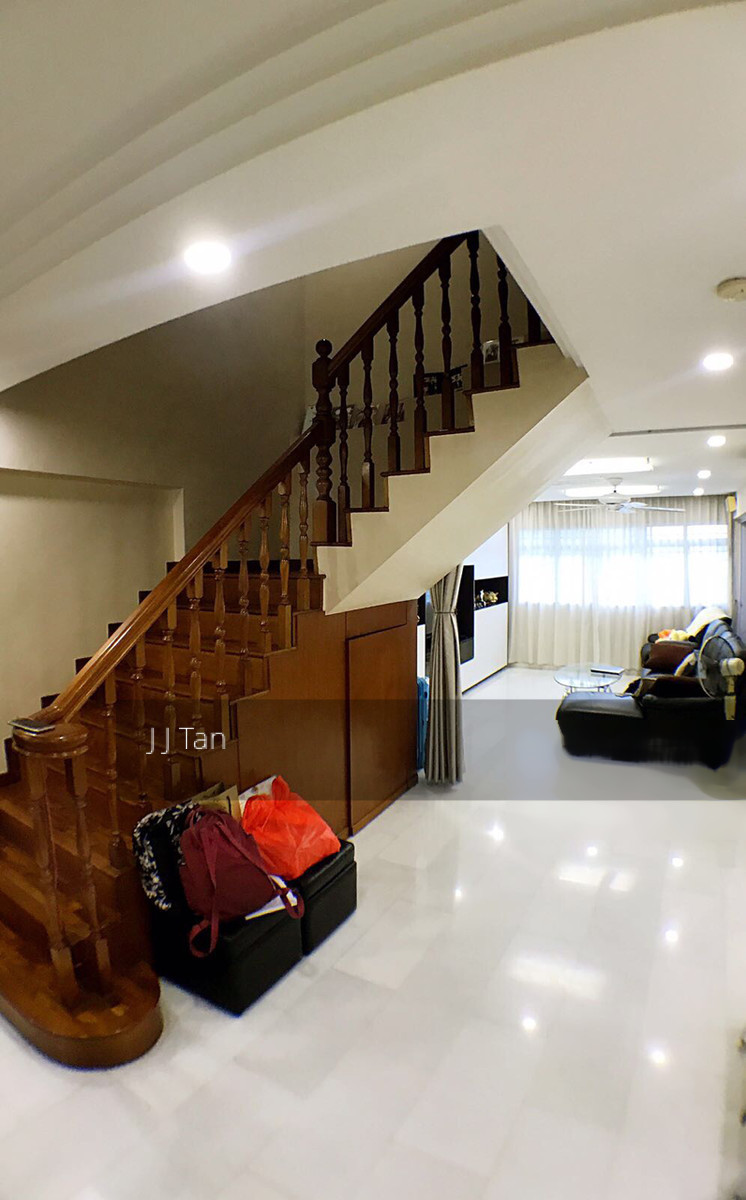Blk 834 Hougang Central (Hougang), HDB Executive #141489722